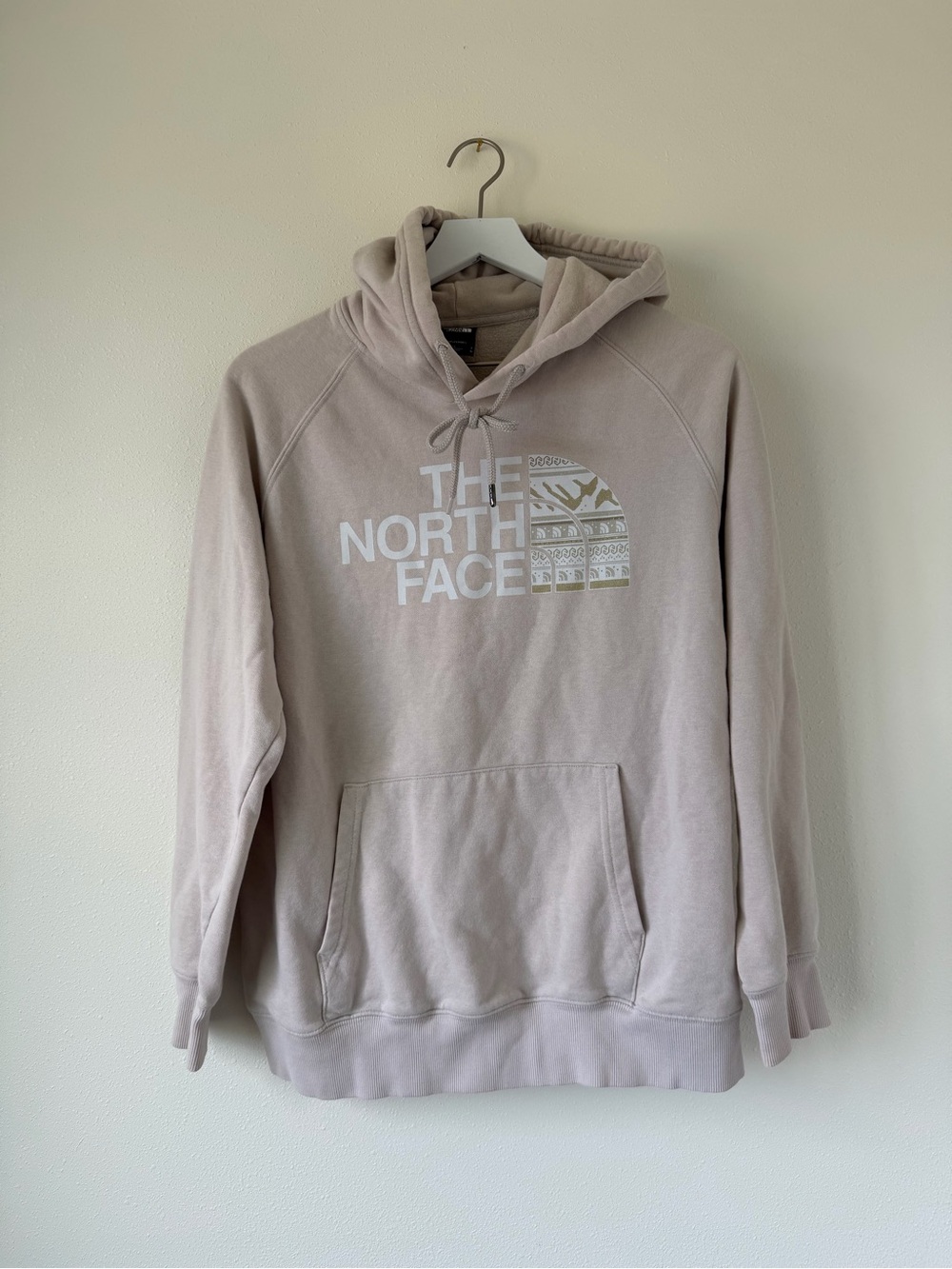 Women’s Beige North Face Hoodie Size Large